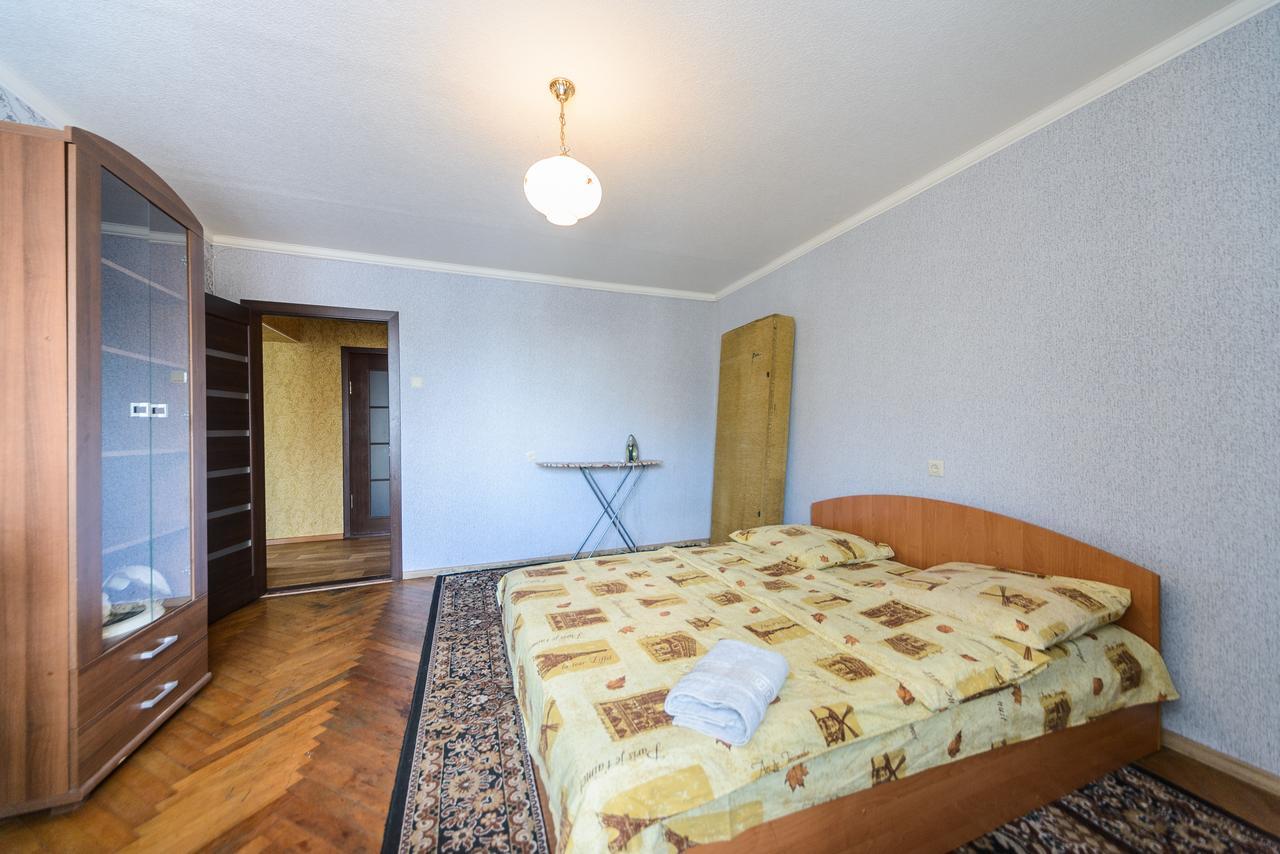 Квартира по улице Антоновича, 158 Киев Экстерьер фото